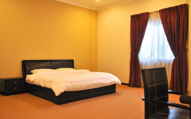 Mazaya Tower Apartments