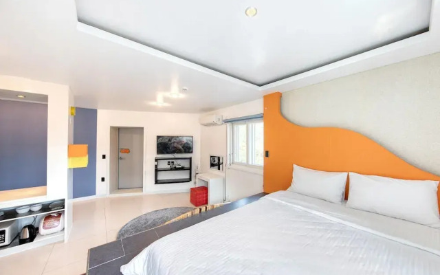 Gapyeong Pogny Kids Poolvilla