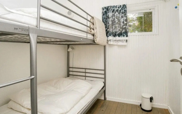 10 Person Holiday Home in Graested
