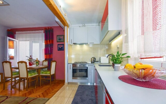 Awesome Home in Omis With Wifi and 1 Bedrooms