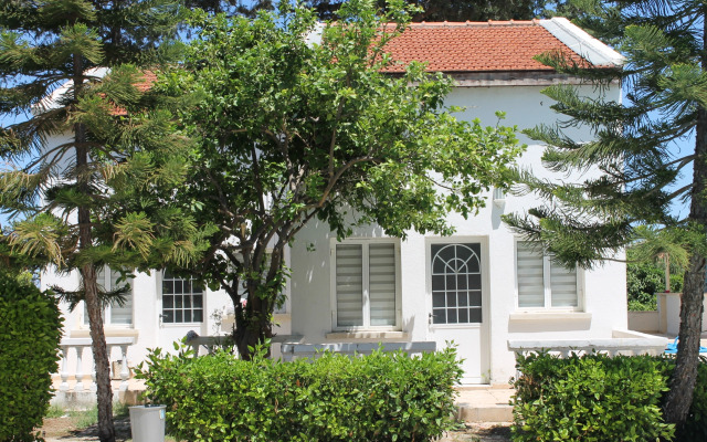 The Prince Inn Hotel & Villas