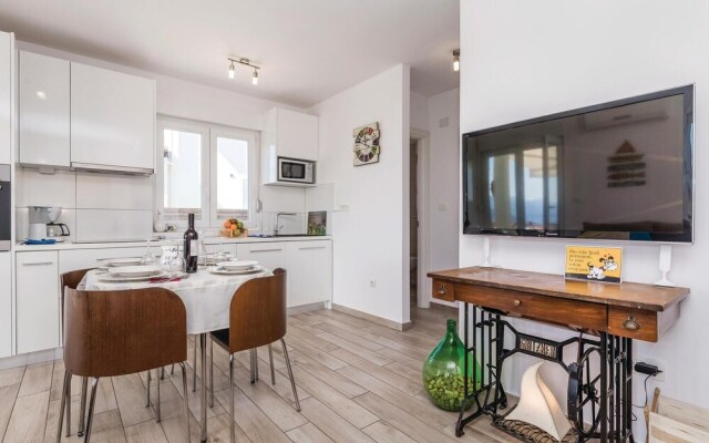 Beautiful Home in Kastav With Wifi and 2 Bedrooms