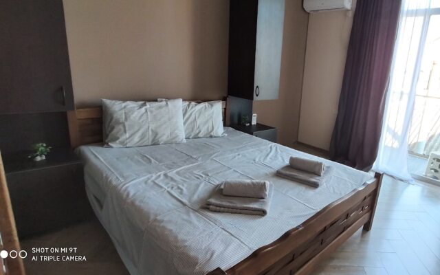 Tirkius House