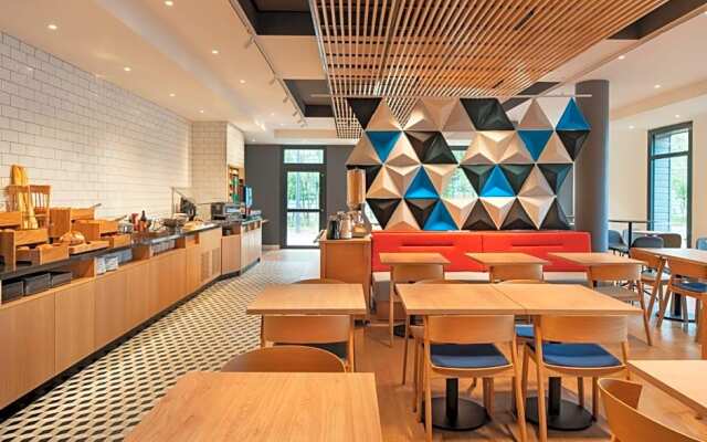 Holiday Inn Express - Marne-la-Valle Val d Europe, an IHG Hotel