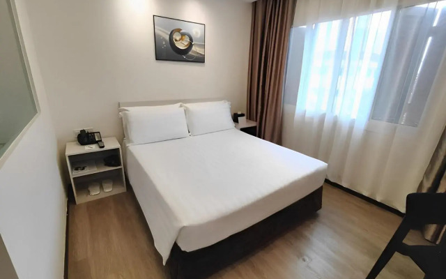 Link Hotel