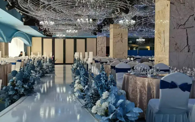 Baiyin Renan Hotel
