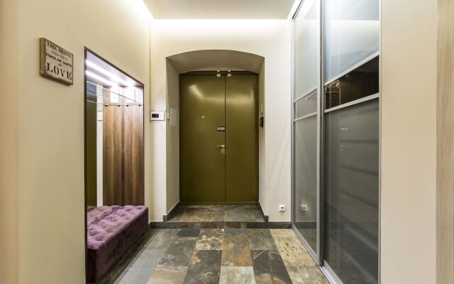 Роскошные апартаменты на Петроградке