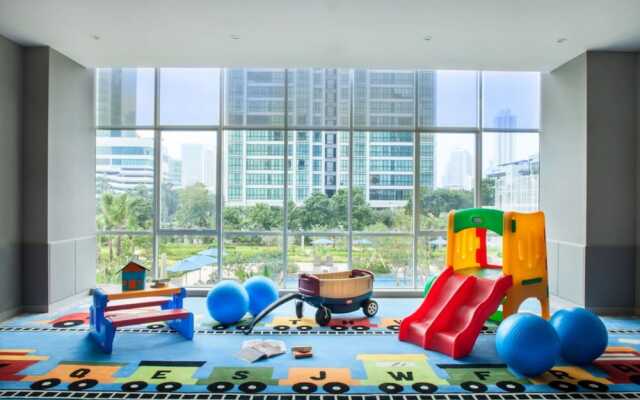 Three Bedroom Apartment, Fraser Place Setiabudi Jakarta