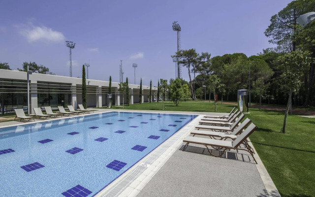 Gloria Sports Arena