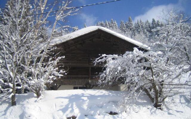 Chalet La Clusaz, 6 pièces, 10 personnes - FR-1-304-162