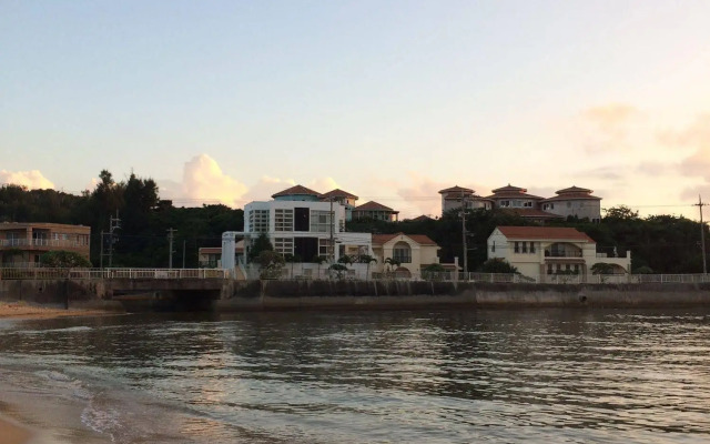 Maeda Biru House