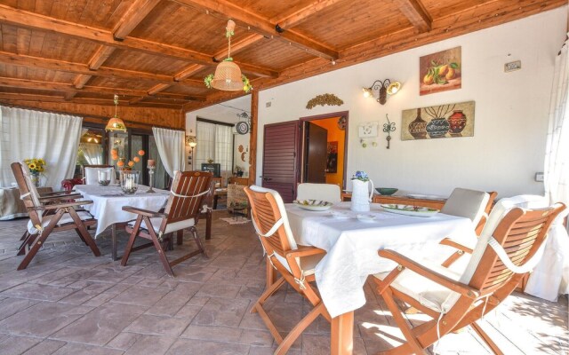 Beautiful Home in Enna With Wifi and 3 Bedrooms