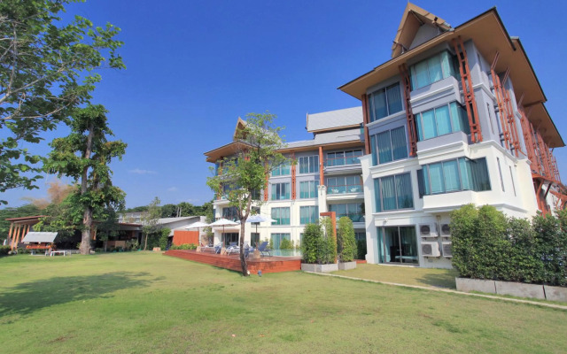 The Chiang Mai Riverside