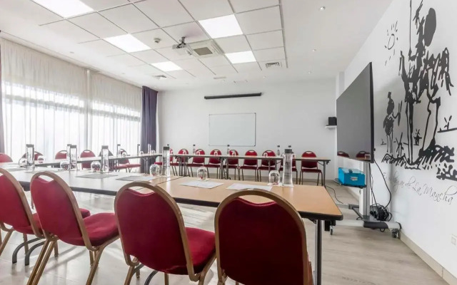 Travelodge Madrid Alcala de Henares