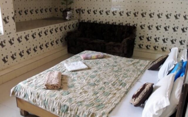 Shanti Lodge