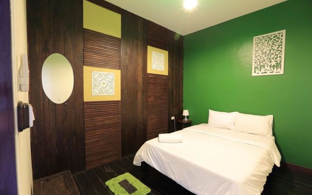 Luang Poj Boutique Hostel