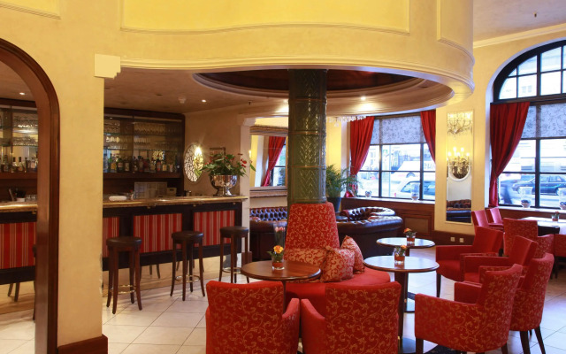 Hotel Monopol