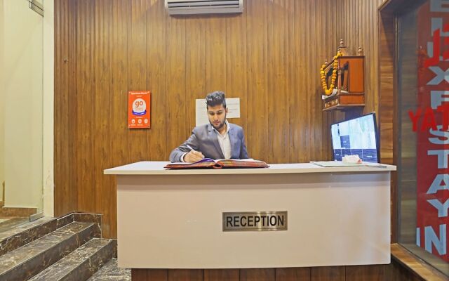 Hotel Deluxe Stay Inn