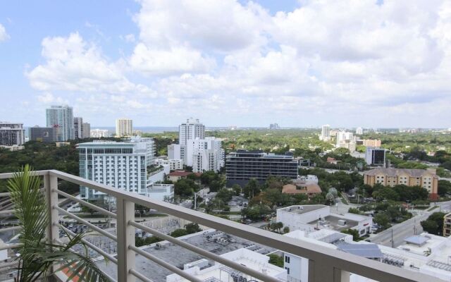 Miami by Vacation District