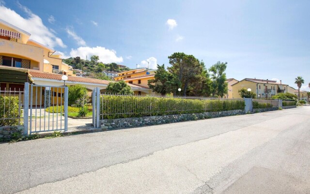 Nice Apartment in Cetraro With 1 Bedrooms