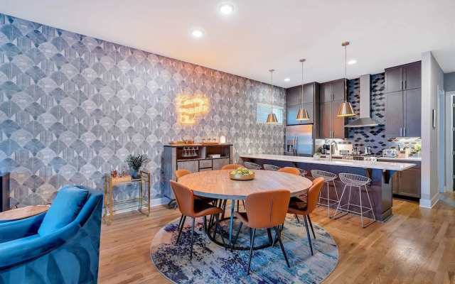 Rooftop Deck Shuffleboard BBQ Near Downtown