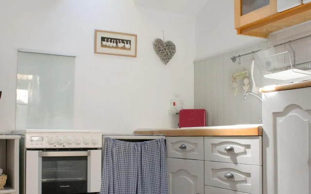 Hollies Cottage