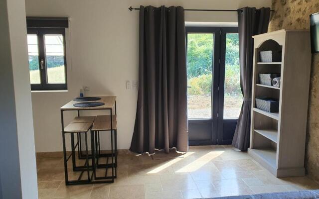 Bastide Bellugue Maison d'hôtes réseau Bienvenue à La Ferme à 3 minutes de Lourmarin