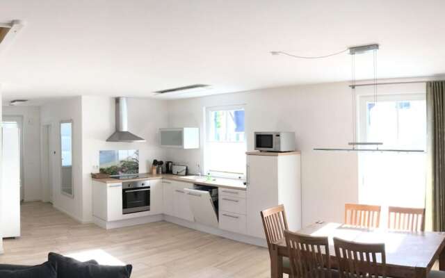 Thatched Roof Holiday Home Dunenblick