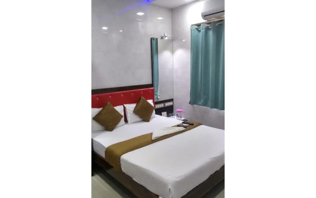 Hotel Plaza Mumbai