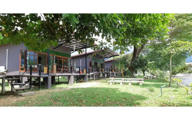 Thannam River Resort