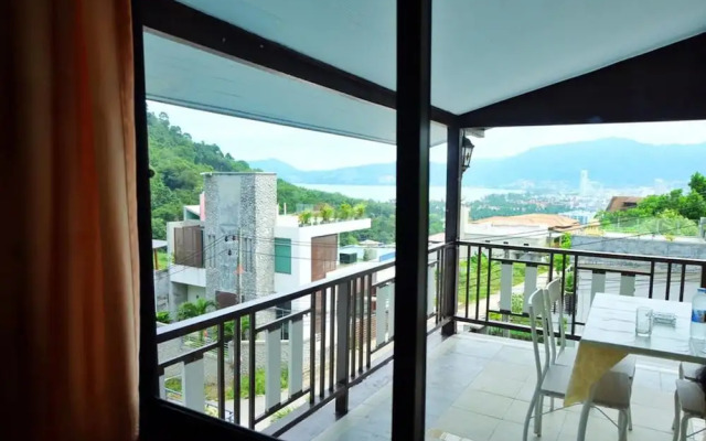 4BR Sea View Pool Villa at Patong Hill