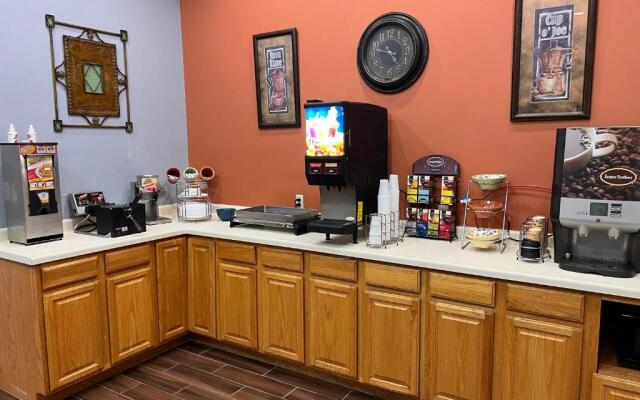 Grandstay Hotel and Suites