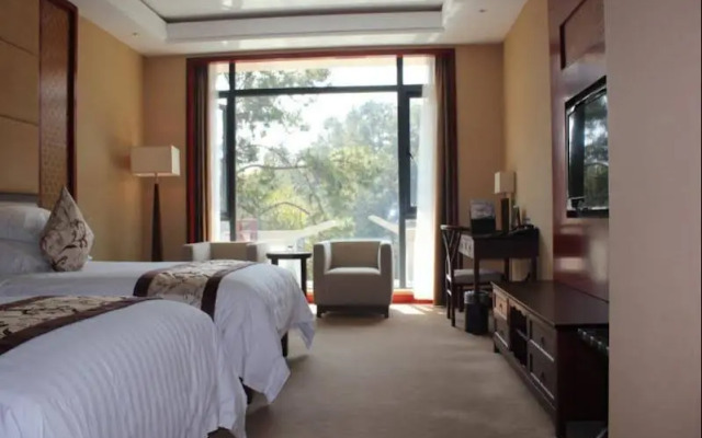 New Century SPA and Resort PUER