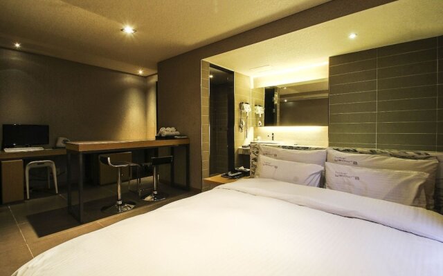 Haeundae Yeoubi Hotel