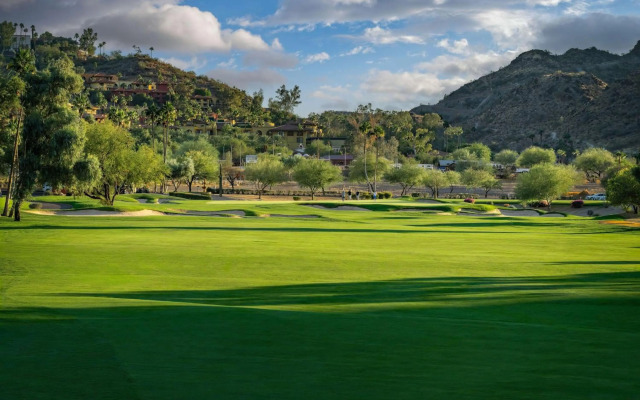 Hilton Phoenix Tapatio Cliffs Resort
