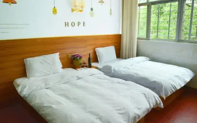 Zixing Corner Inn