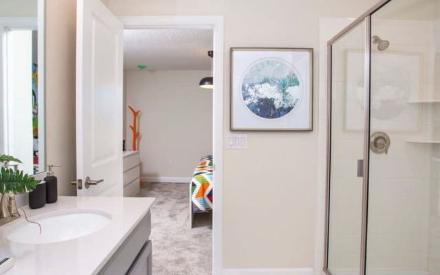 4577 Stunning 7BD Home