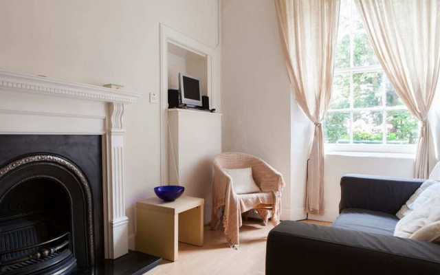1 Bedroom Flat On St Stephen Street