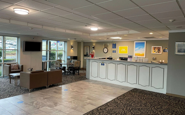 Days Inn by Wyndham Seatac Airport