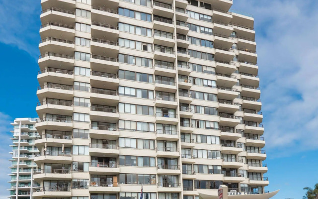 Southern Cross Apartments