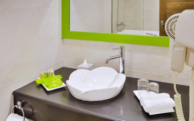 ibis Styles Yangon Stadium