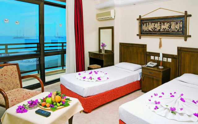 Orion Beach Hotel