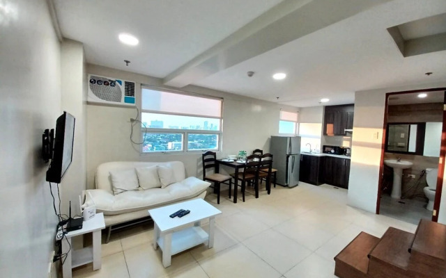 Gilmore Tower Suites By SMS Hospitality