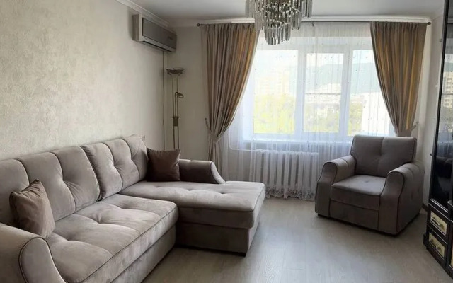 Apartment Solar Wind on Polevaya street, 53