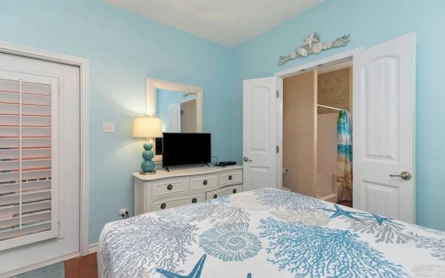 Mango Bungalow Sleeps 8 2 Community Pools