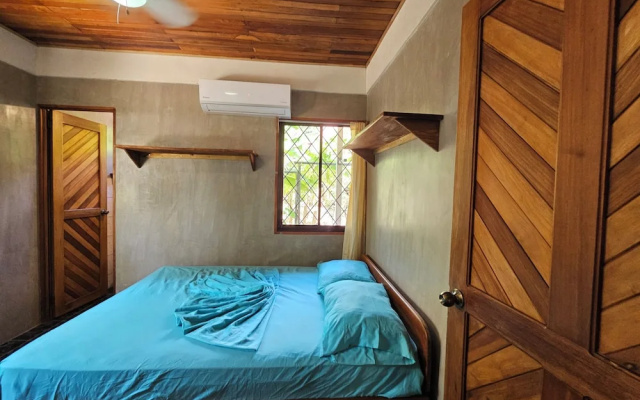 Don Jons Lodge -Surf & Yoga