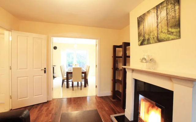 Ardmullen 4 bed Walnut
