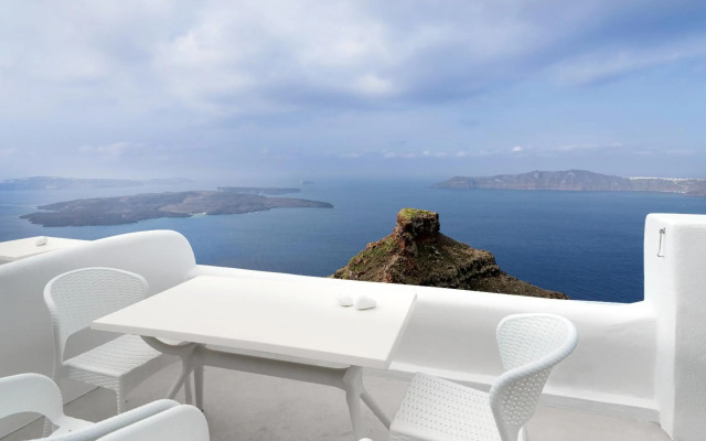 Tholos Resort