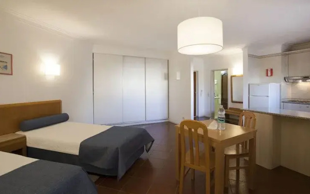 Vau Ms Apartments