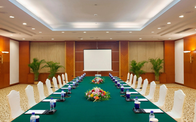 Crowne Plaza Zhanjiang Kang Yi
